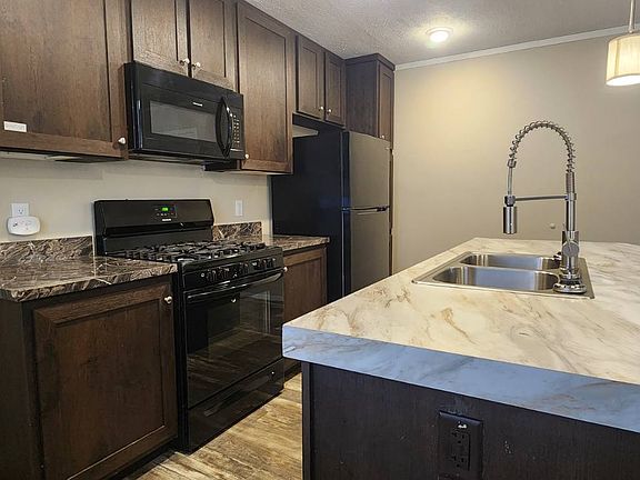 4th image of 315 W Gordon Pike #56