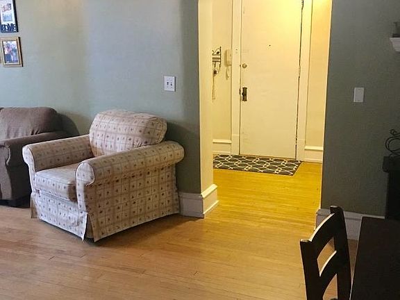 4th image of 2813 E Belleview Place # Fl 2nd