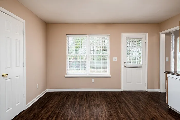 951 Grass Hollow Ct — Photo 37