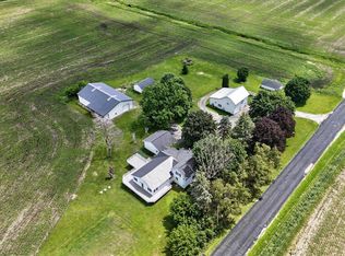 1270 Hillside Rd, Edgerton, WI 53534