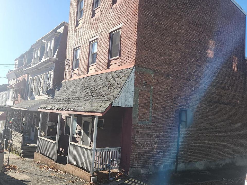 1st image of 536 E Norwegian St