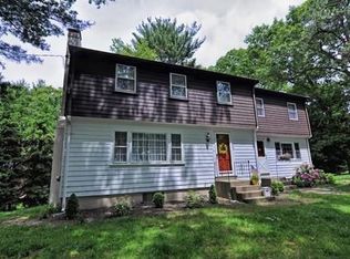 32 Brown Dr, Walpole, MA 02081
