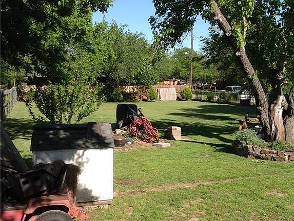 5th image of 6121 Nell St