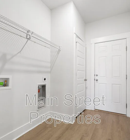 704 Brambling Ct — Photo 15