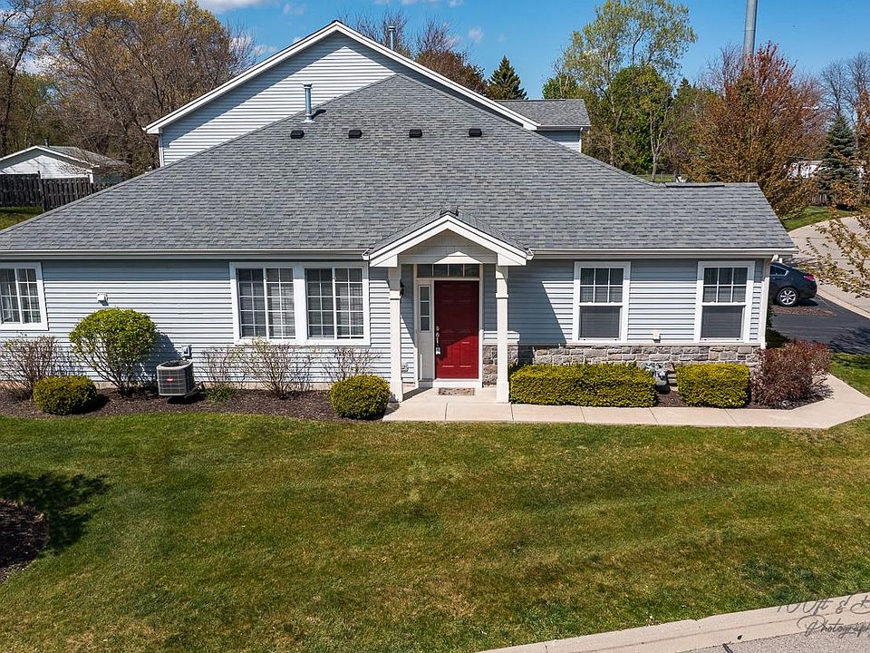 1st image of 7120 Country Club Hills Dr #1