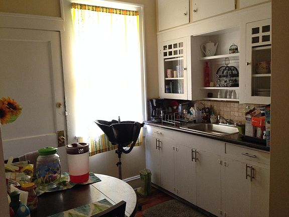 5th image of 601 Gladstone Blvd