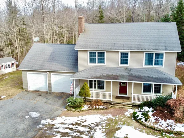 753 Brighton Hill Road, Minot, ME 04258