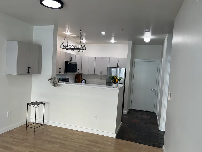 2414 1st Ave #320 — Photo 8