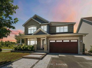 714 Bunchberry Way, Ottawa, ON K1T0J8