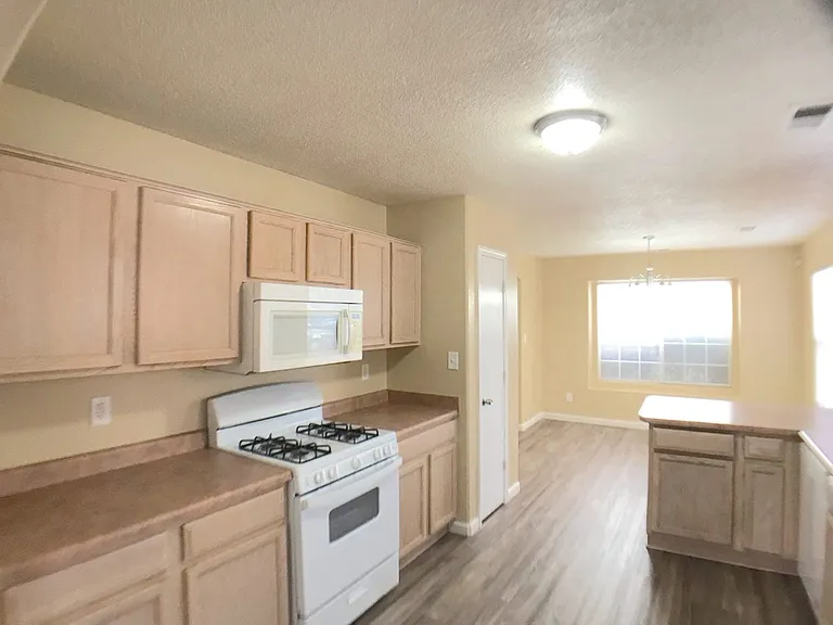 6905 Brindisi Pl NW — Photo 7