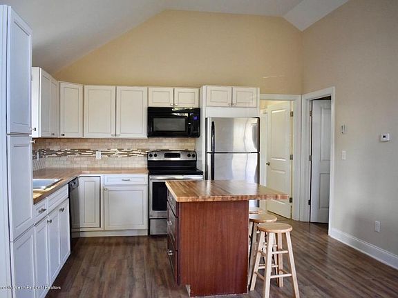 2nd image of 132 Sparta Ave APT 2