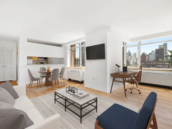 1760 2nd Avenue image 1 of 10