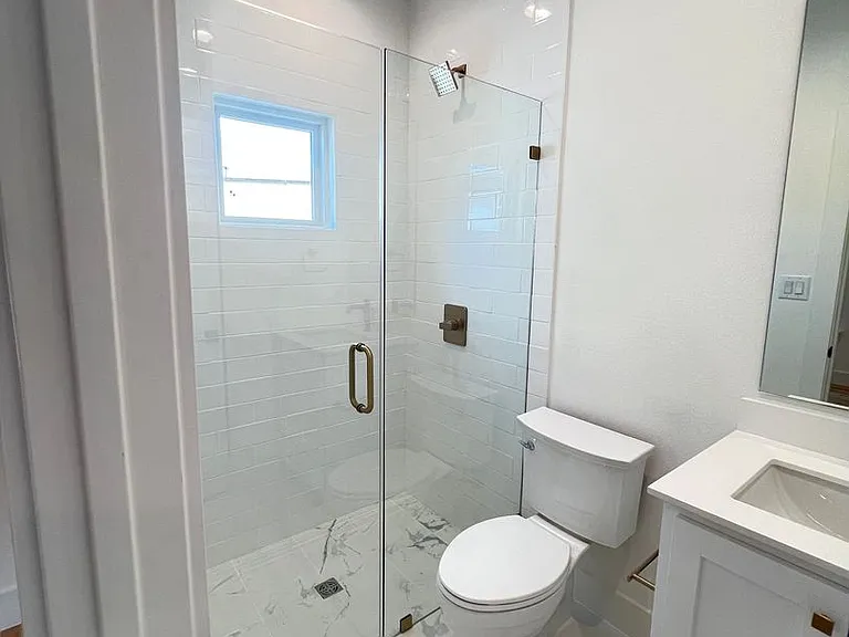 3303 Homer St — Photo 12