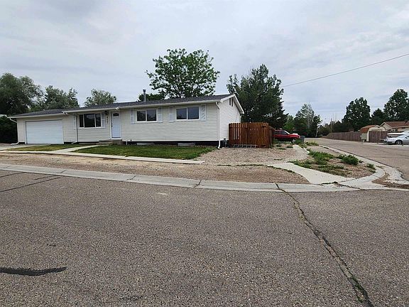 2nd image of 917 Continental St