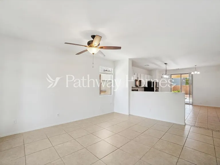 11781 W Overlin Ln — Photo 2