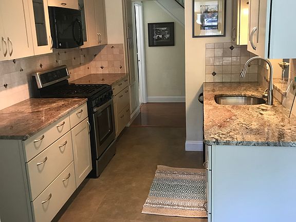 Granite and marble kitchen