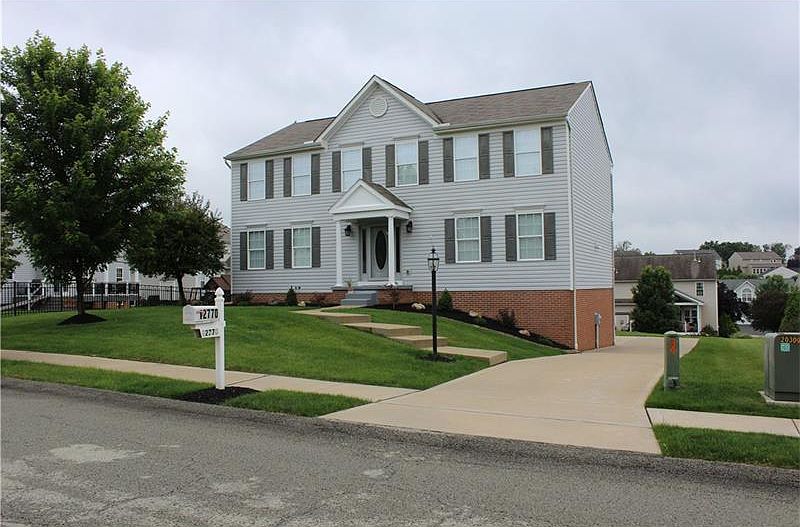 1st image of 12770 Thoroughbred Dr