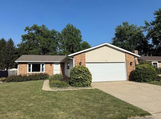 460 Mohawk Dr, Bourbonnais, IL 60914