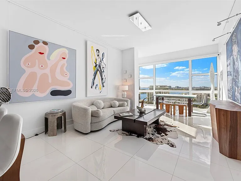 6801 Collins Ave — Photo 3