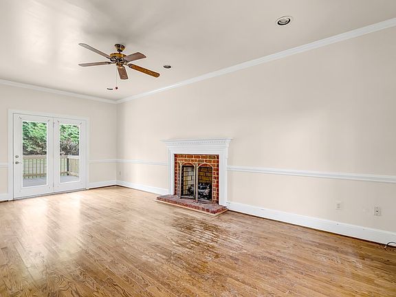 4th image of 1194 Wolf Trap Rd