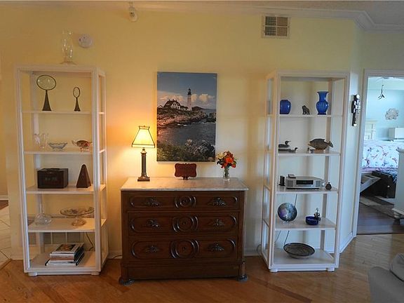 4th image of 6550 Shoreline Dr APT 7503