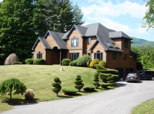 394 Kelleher Rd, Dorset, VT 05251