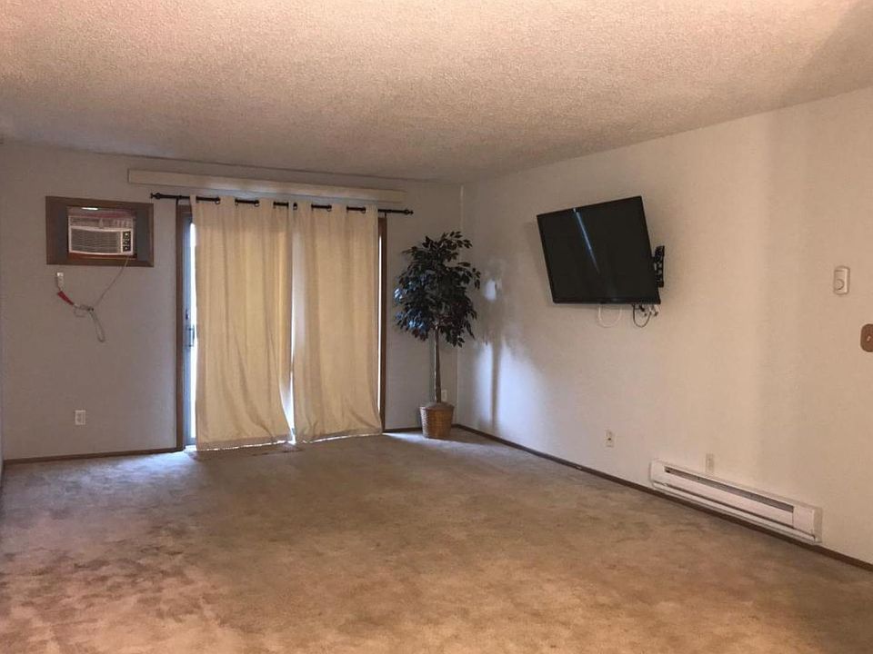 2nd image of 570 Whispering Ln APT 303