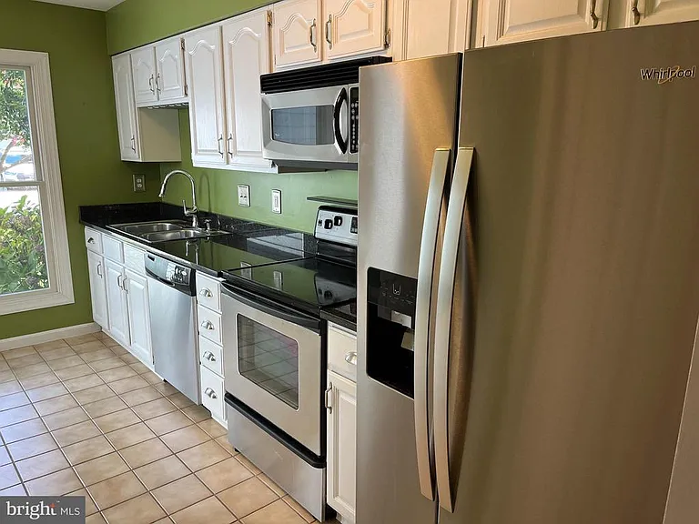 2940 Winters Chase Way — Photo 4