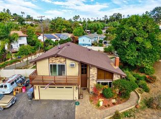 131 Beaumont Dr, Vista, CA 92084