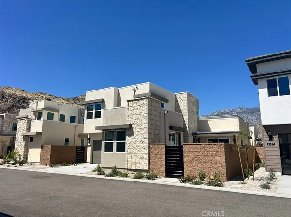 2667 Maverick Ln, Palm Springs, CA 92264
