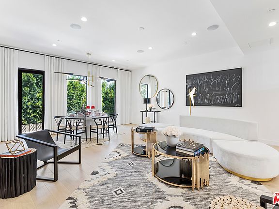 5th image of 4719 Wilshire Blvd