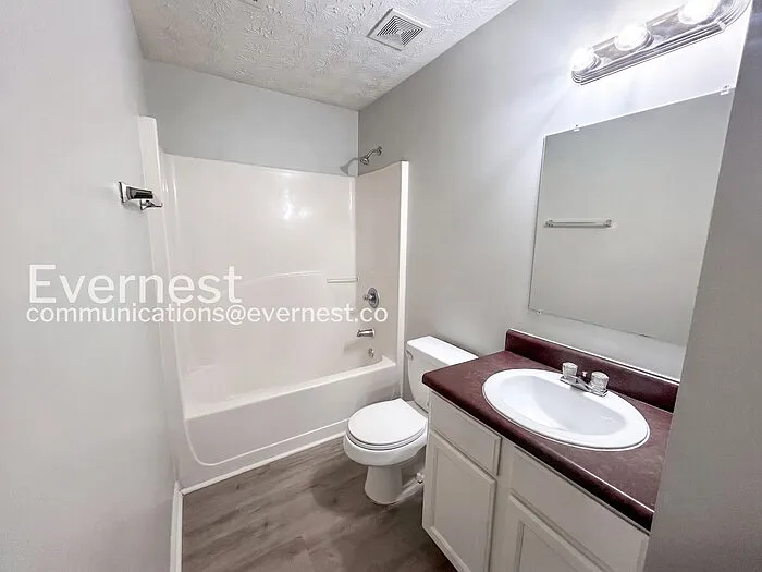 248 Bridgeport Ln — Photo 14