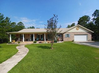 4063 Lakeview Dr, Crestview, FL 32539