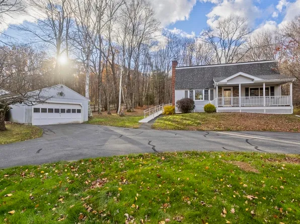 31 Lead Mine Rd, Southampton, MA 01073