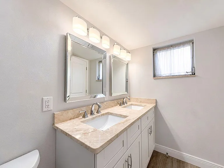 681 Palm View Dr #C1 — Photo 9