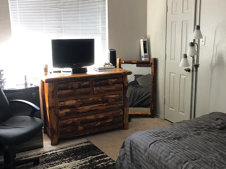129-131 Cedargrove #129 — Photo 7