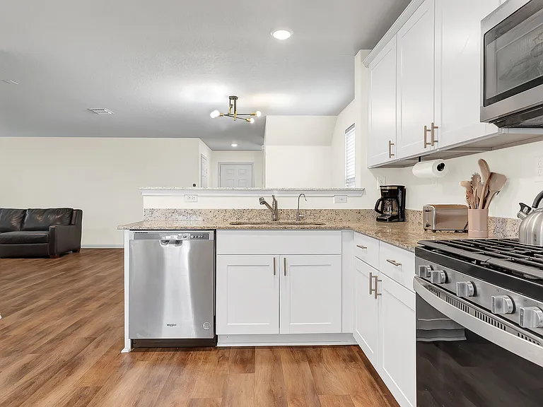 7360 Yucca Pl — Photo 14