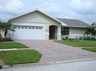 663 Tallahassee Dr NE, Saint Petersburg, FL 33702