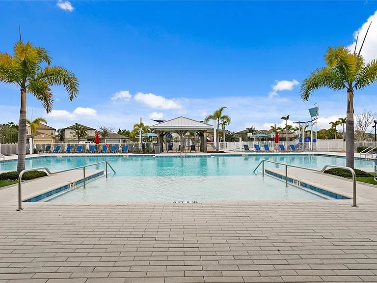 7109 Paradise Island Ct — Photo 41