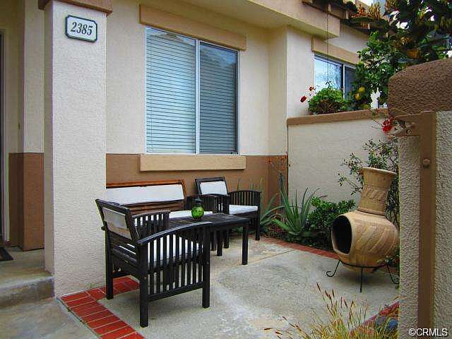 1st image of 2385 Sunningdale Dr