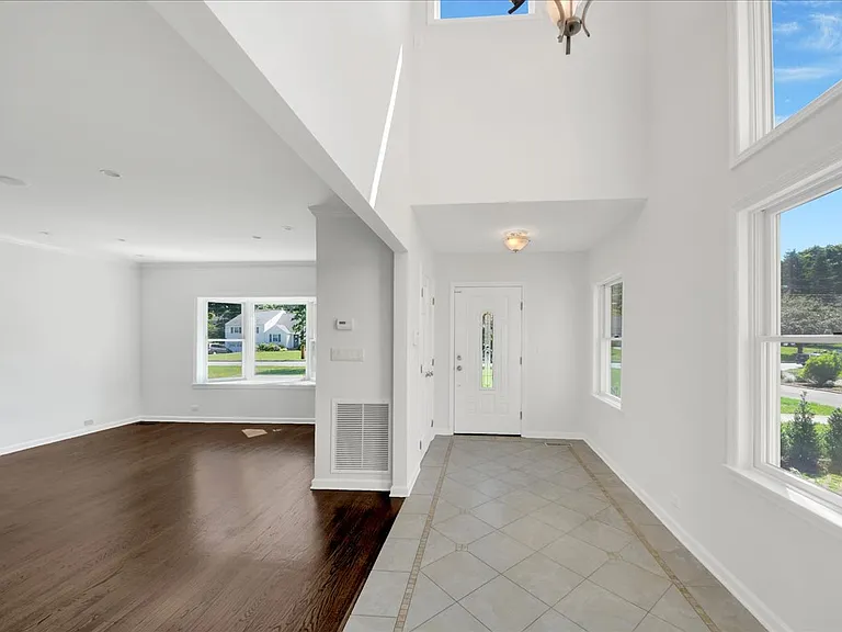 20 Plymouth Rd — Photo 34