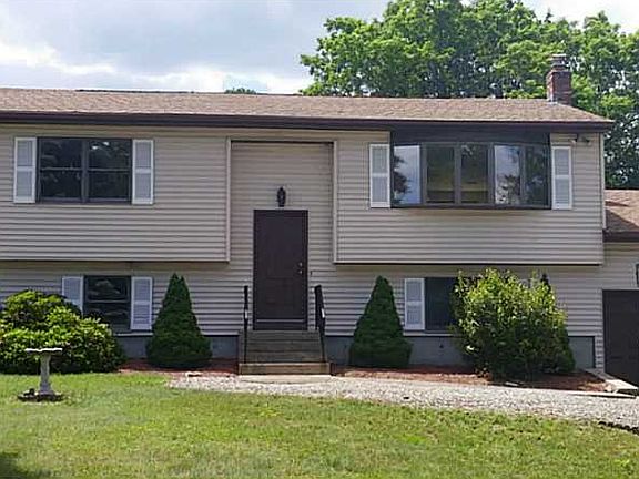 2nd image of 31 Plante Ct