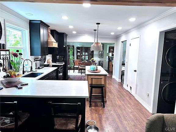 5th image of 1612 Bonnie Cir