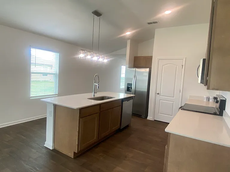 4270 Quaking St — Photo 19