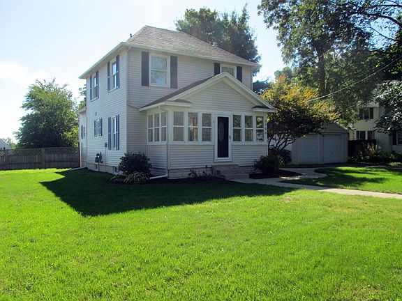 3rd image of 3720 Wilmington Ave NW