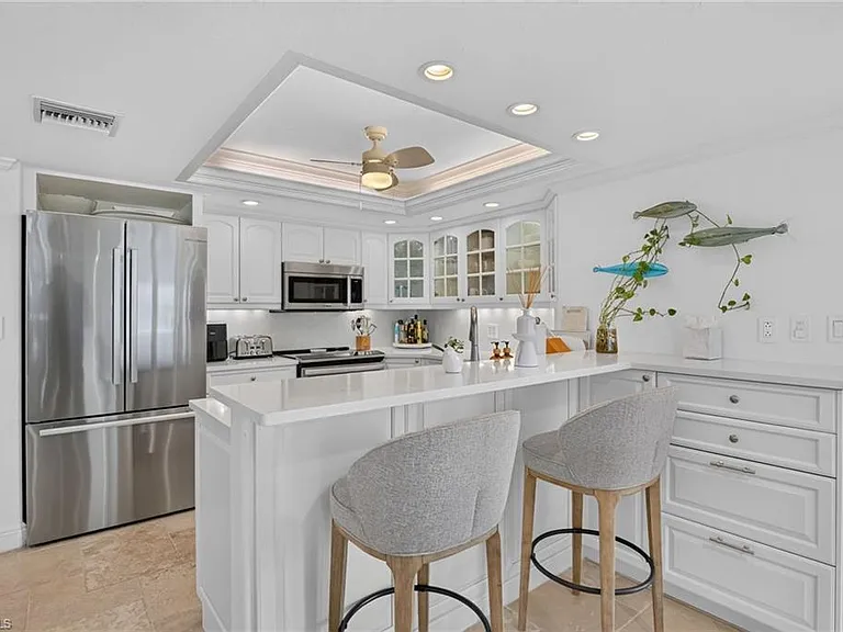 4451 Gulf Shore Blvd N #1604 — Photo 5