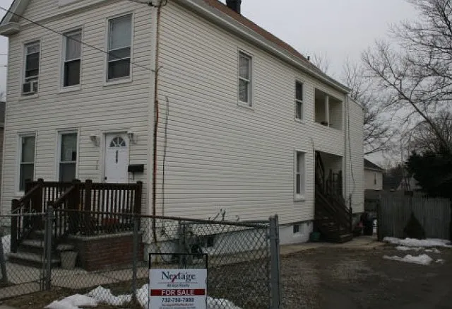 409 Inslee St photo 1