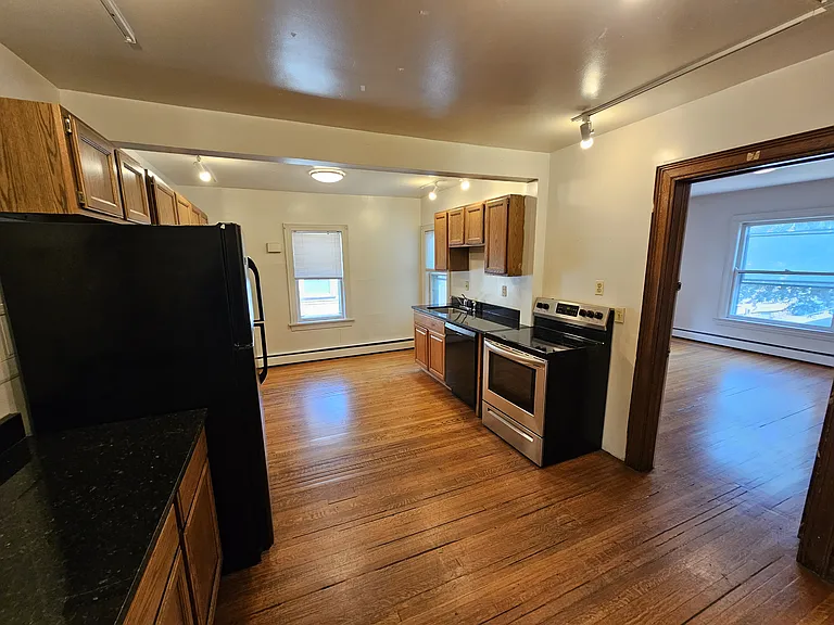 103 Rutgers St #2 — Photo 4