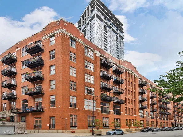 360 W Illinois St APT 231, Chicago, IL 60654