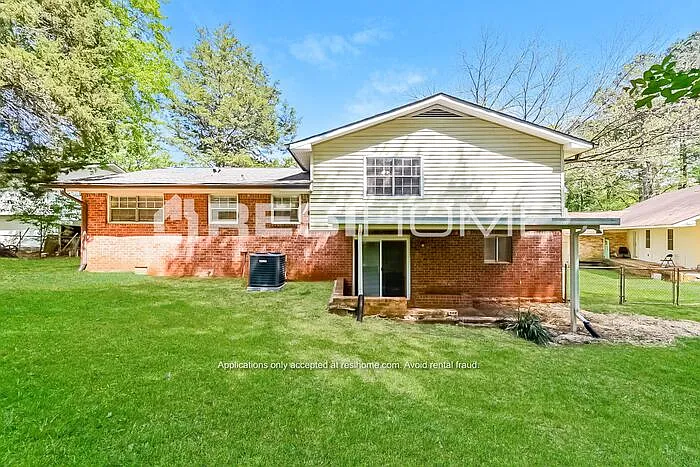 7545 Montego Ct — Photo 12